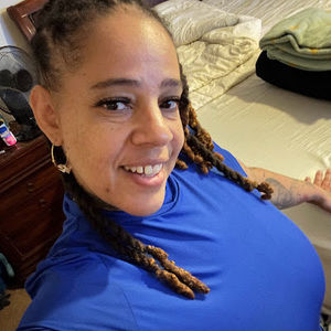 Meet your Posher, Leticia